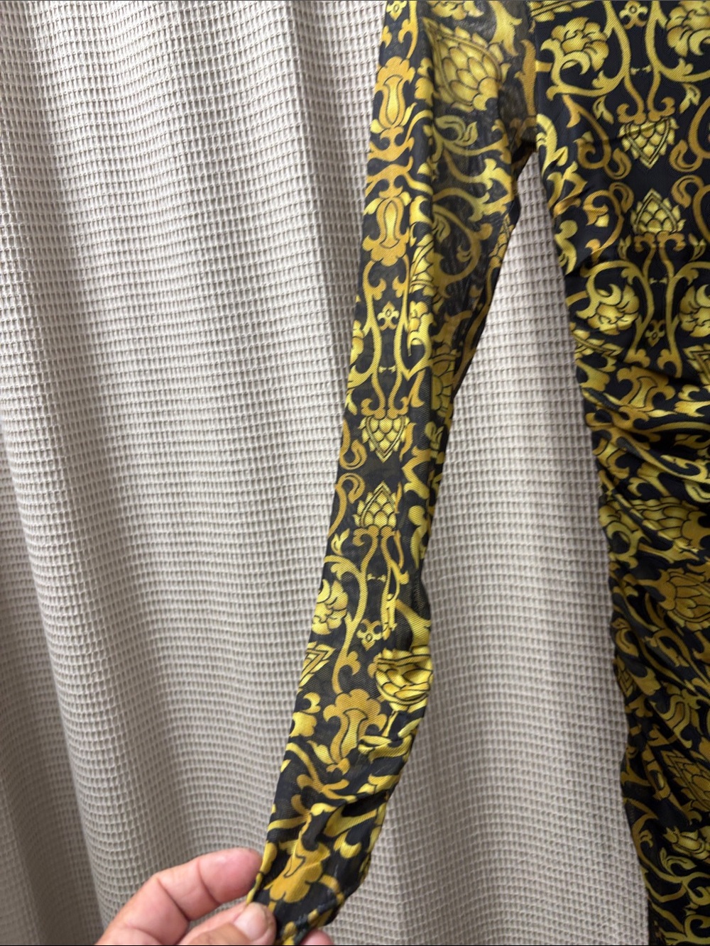 WNTRMSE Black & Gold One-Shoulder Ruched Dress - Picture 5 of 13